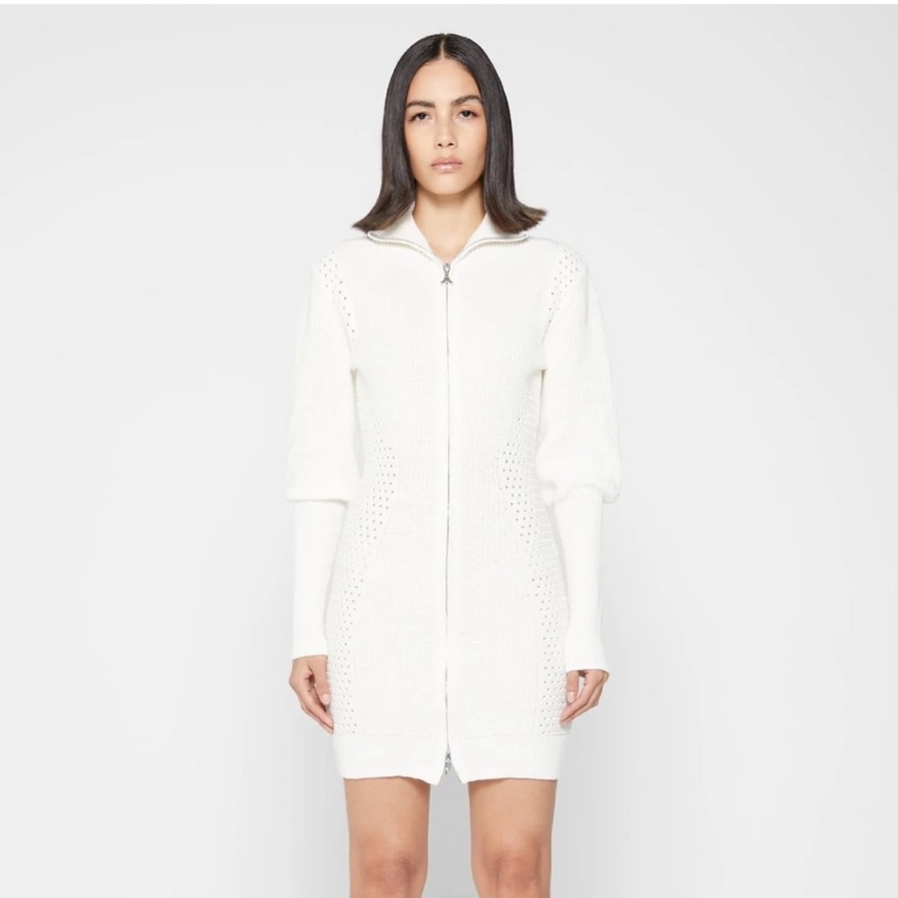 Maniere De Voir Cream Knit Detail